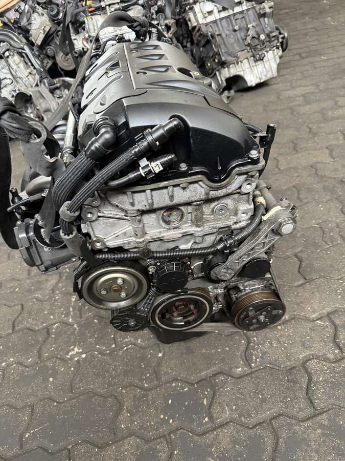 Peugeot 308, 8F01, engine