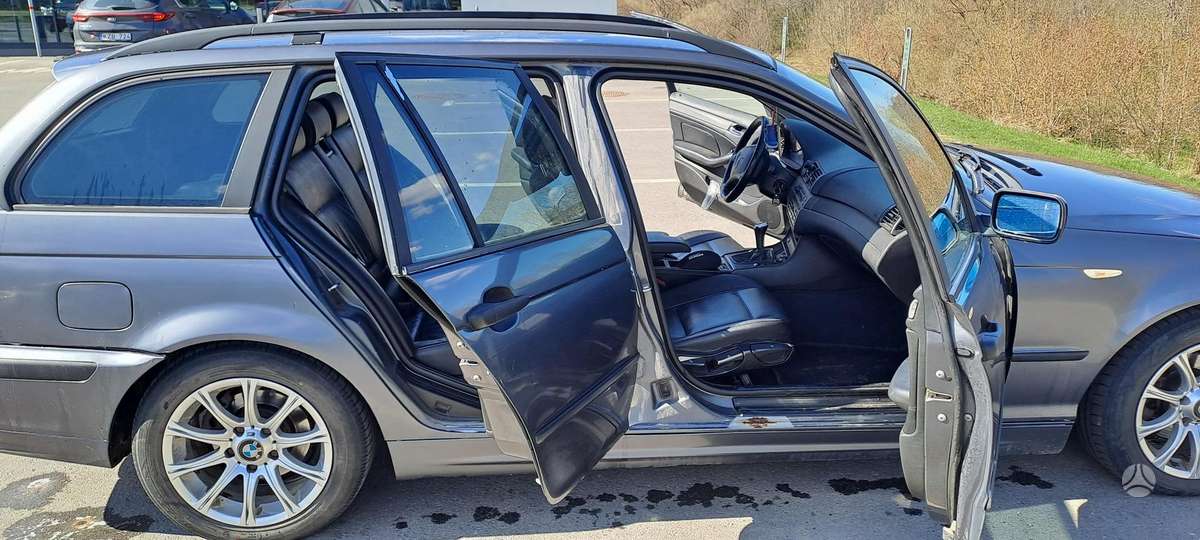 BMW 318, 2.0 l., universalas