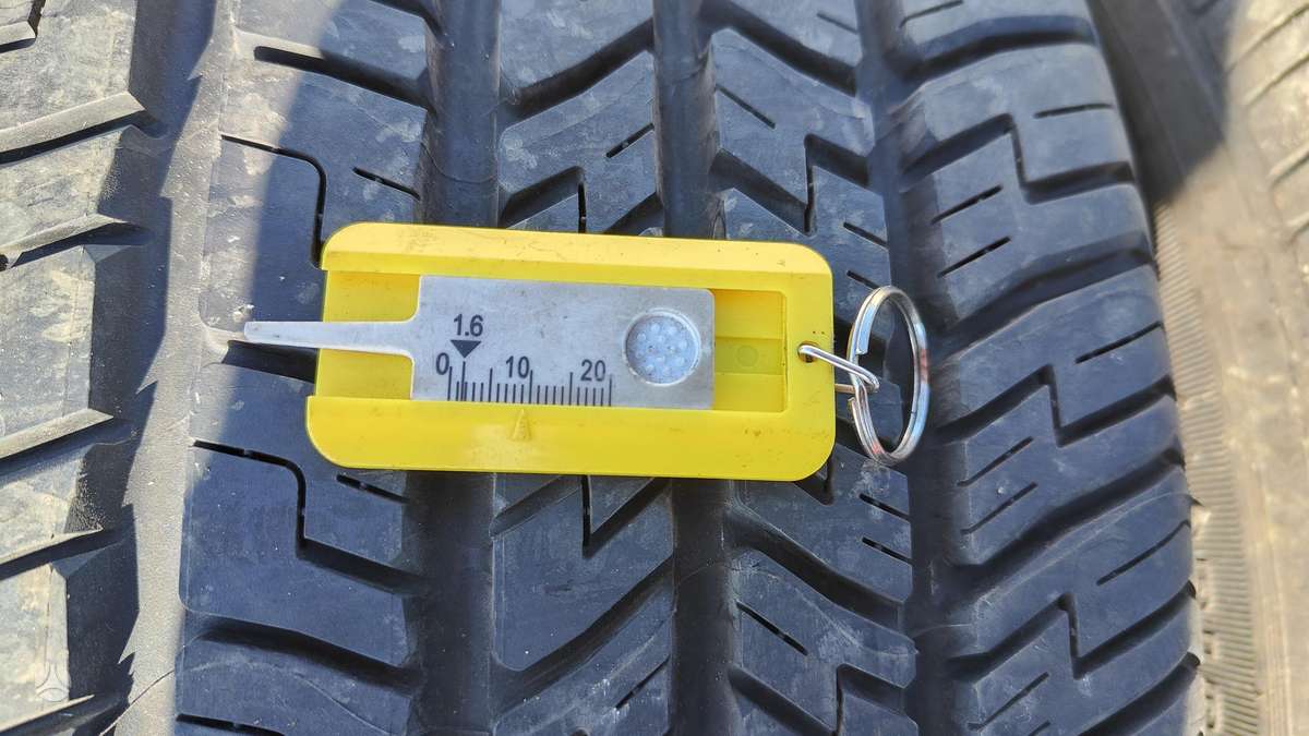 Goodyear, universalios 225/60 R18