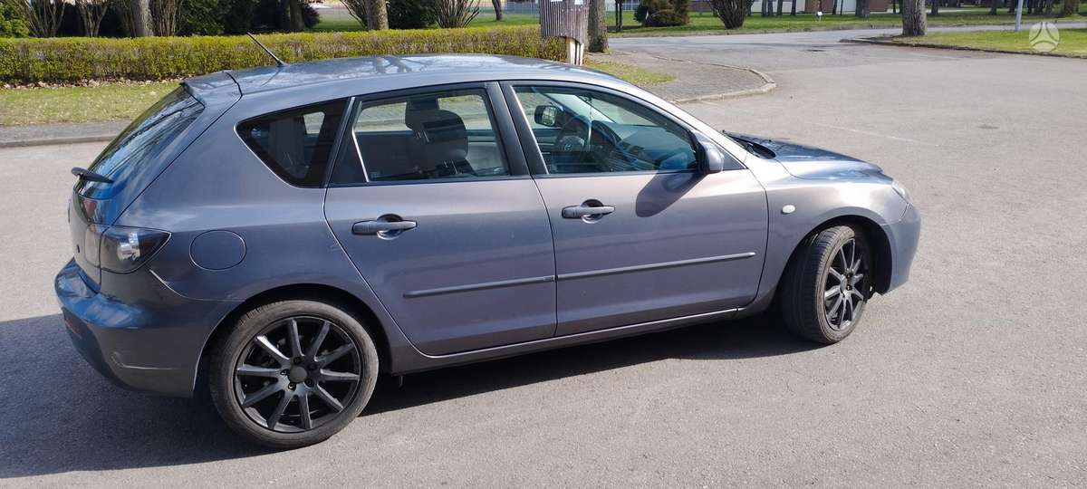 Mazda 3, 2.0 l., hečbekas