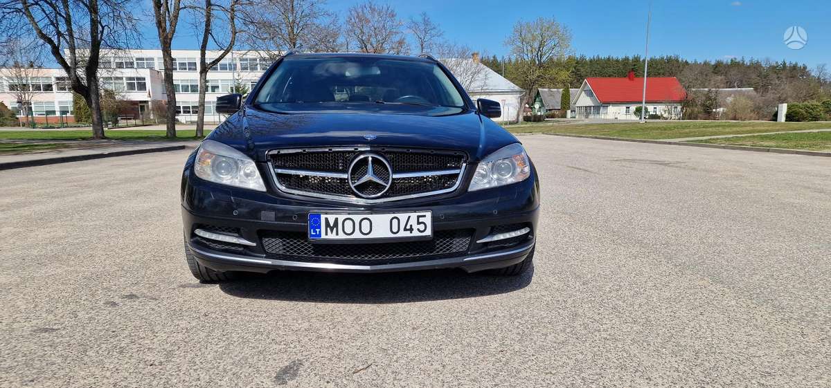 Mercedes-Benz C250, 2010
