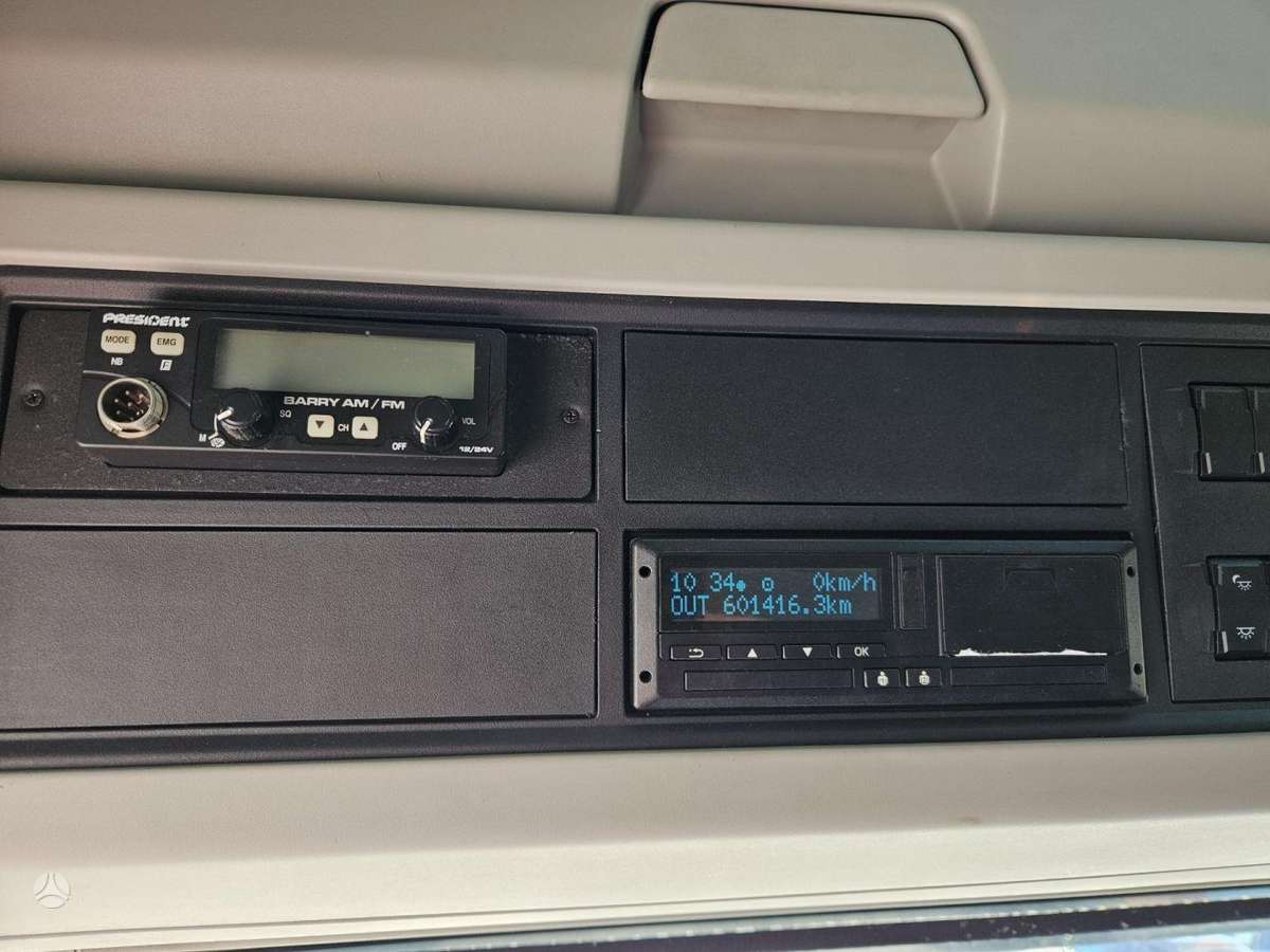 Ford F-MAX, 2 miegamosios vietos