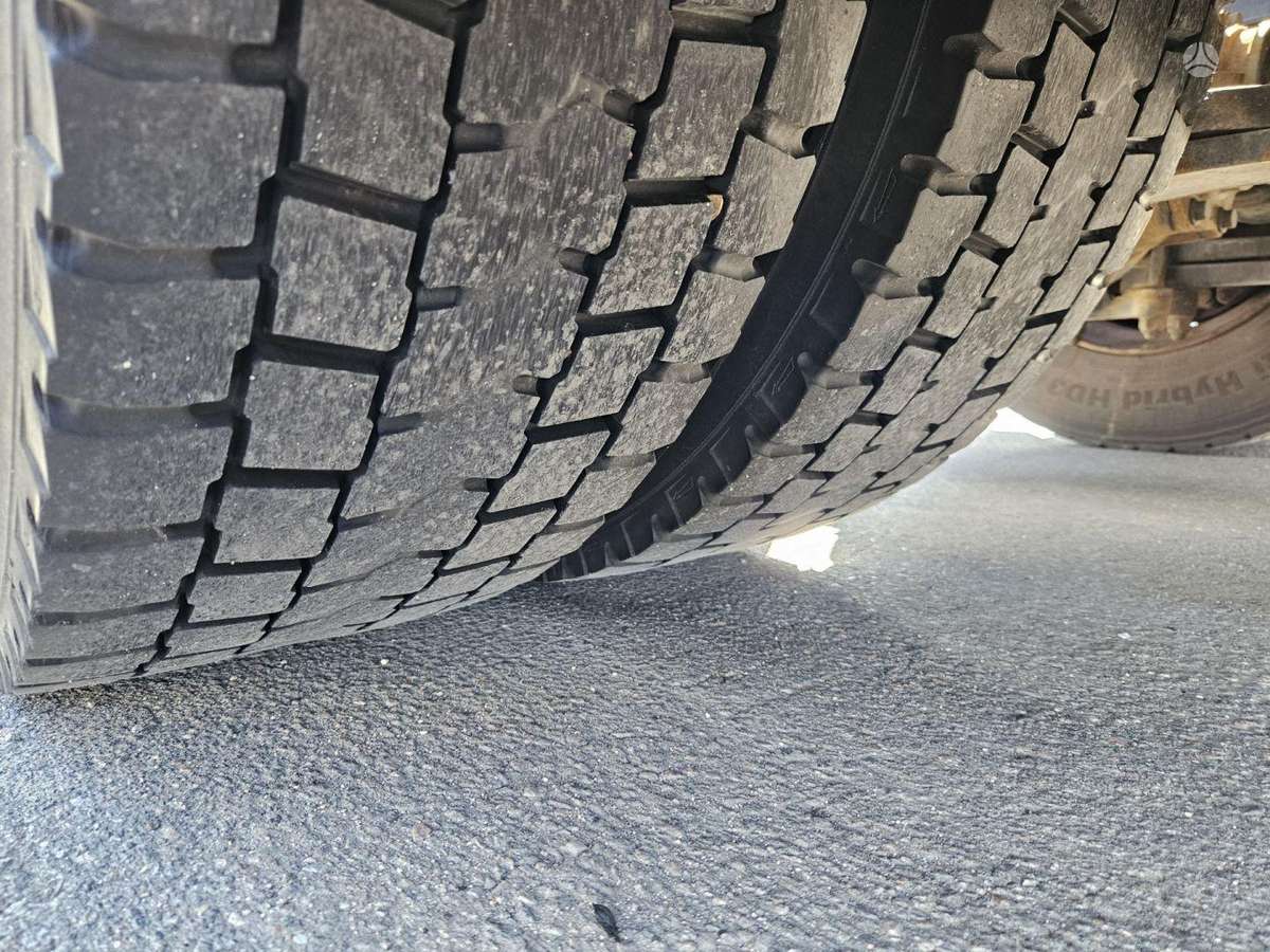 Ford F-MAX, 2 miegamosios vietos