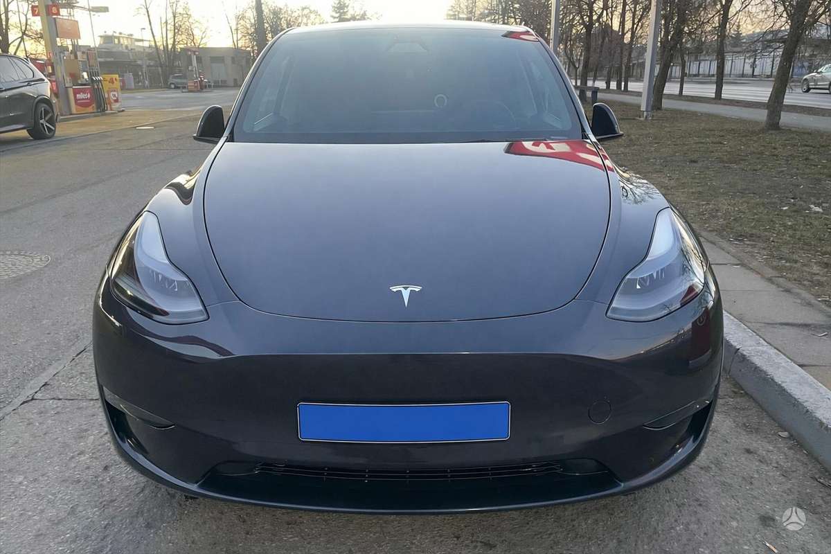 Tesla Model Y, 81 kWh, mpv / minivan