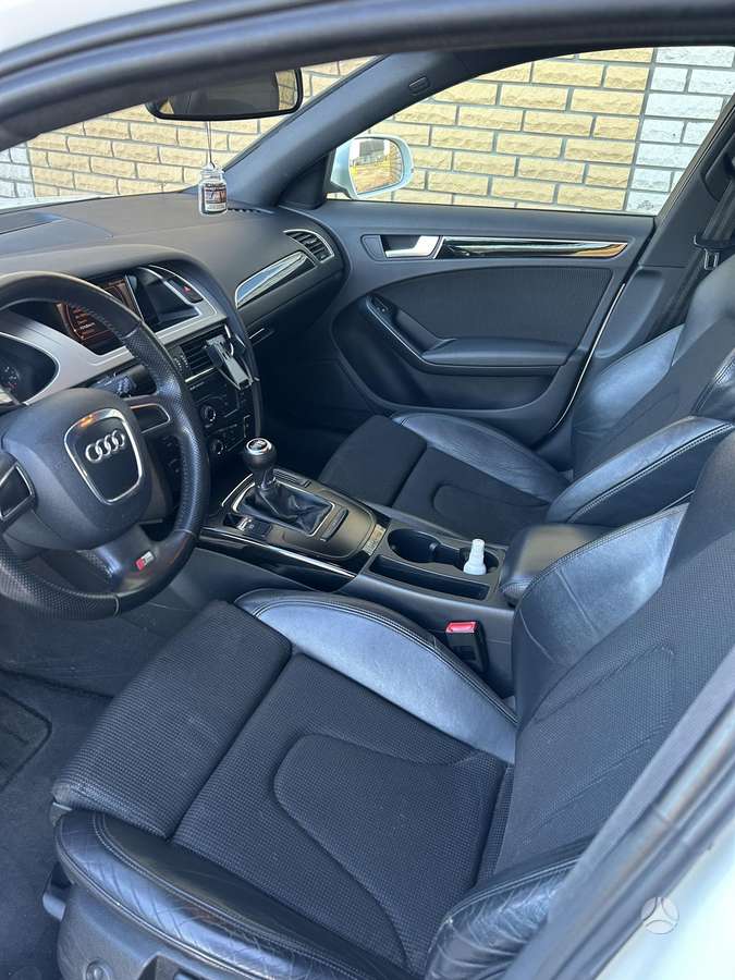 Audi A4, 2.0 l., universalas