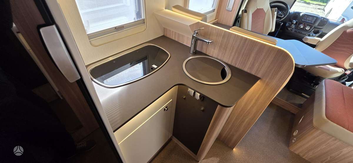Bürstner Delfin 726 G Harmony Line, campers