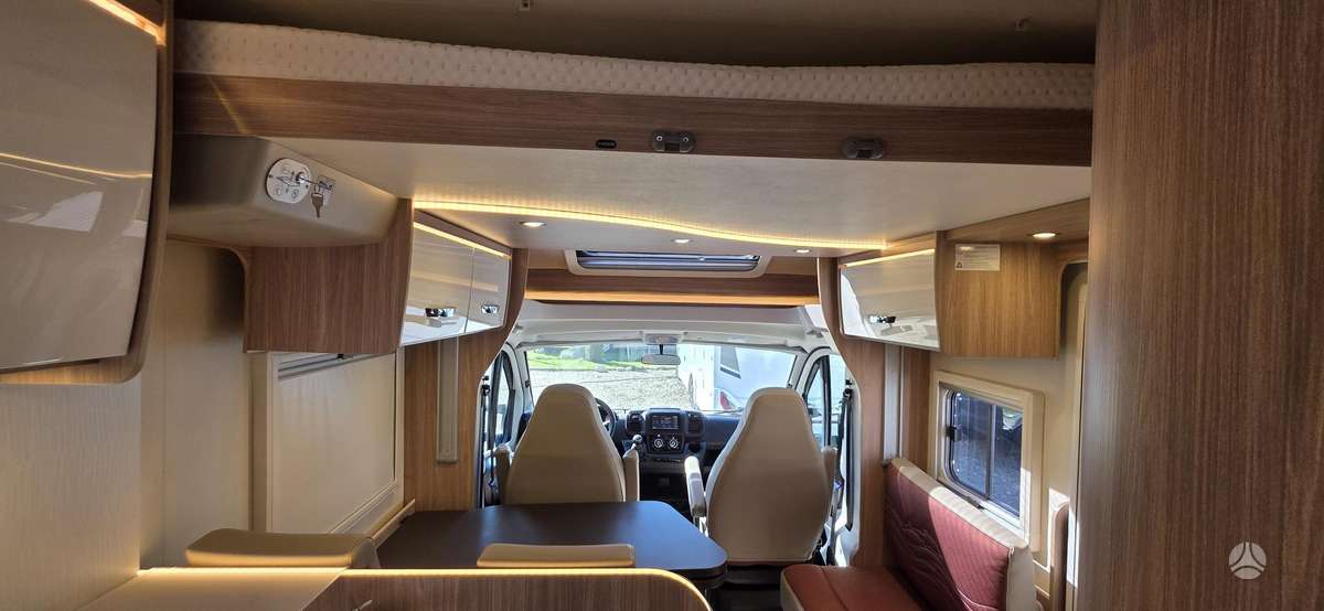 Bürstner Delfin 726 G Harmony Line, campers