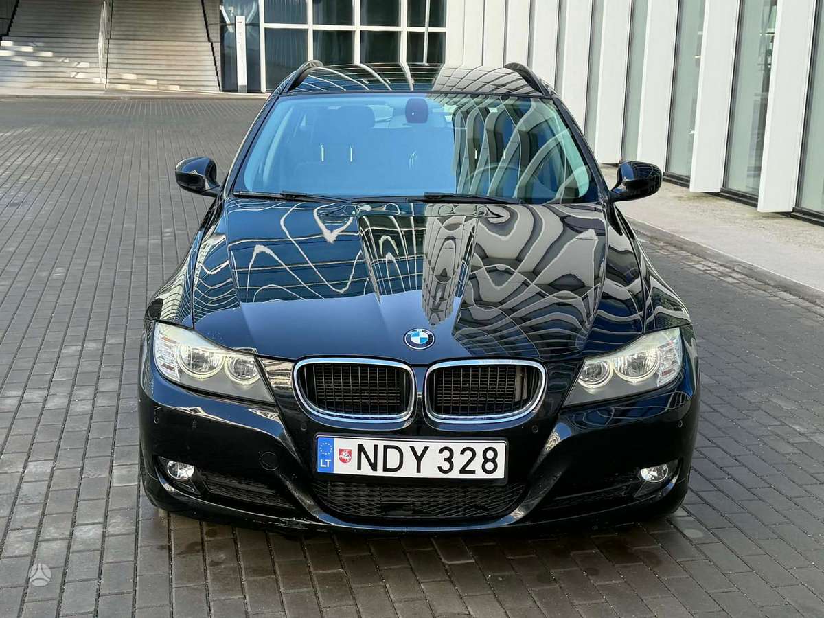 BMW 320, 2010