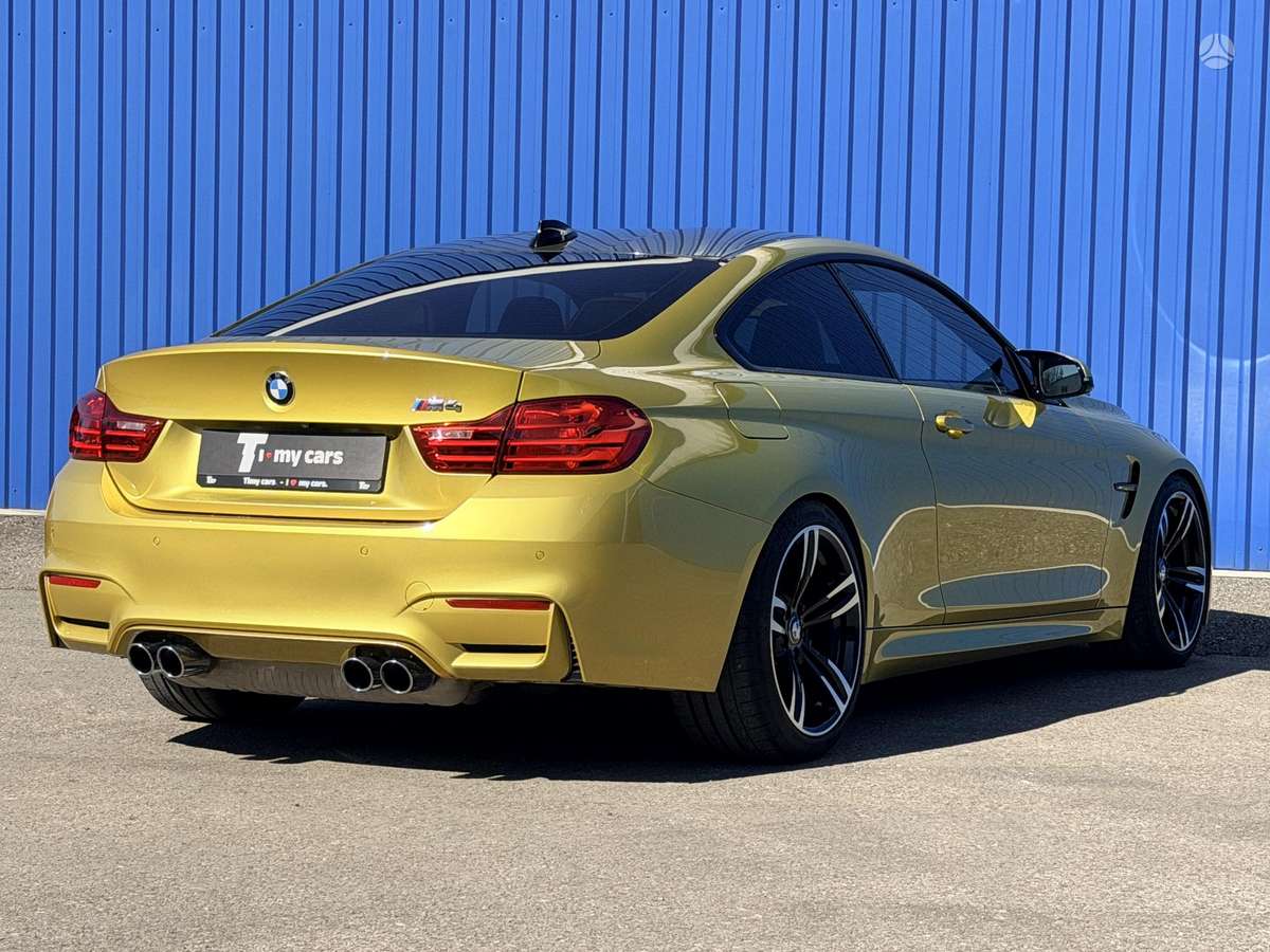 BMW M4, 3.0 l., coupe