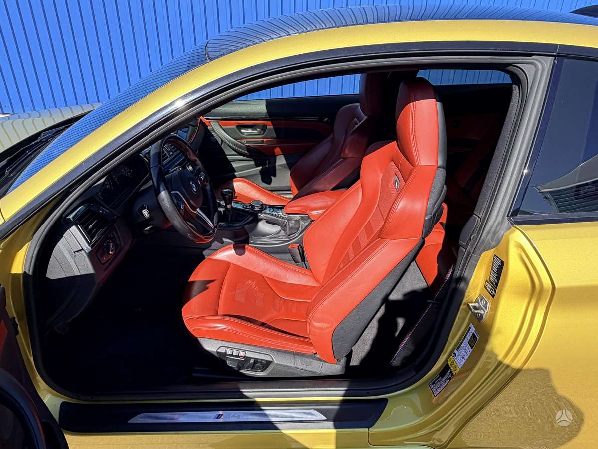 BMW M4, 3.0 l., coupe