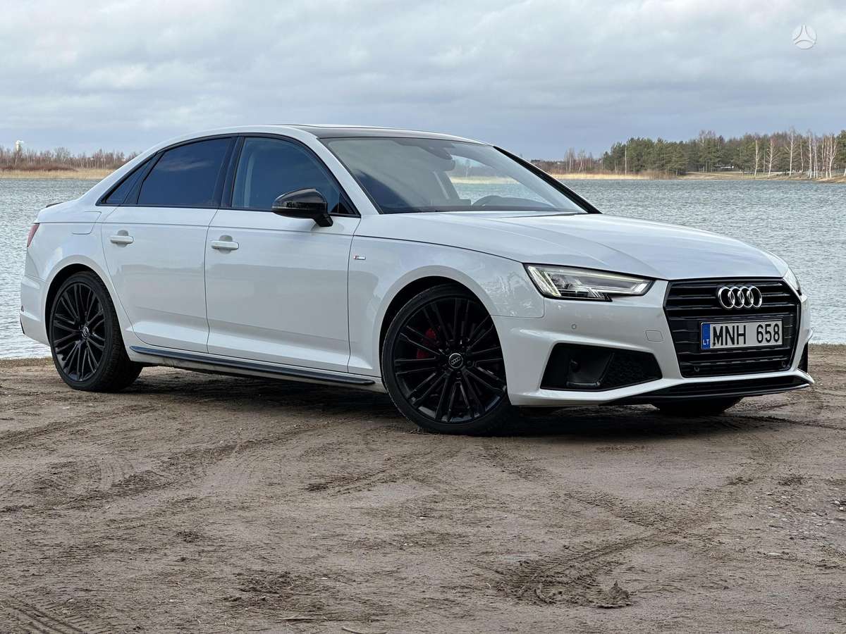 Audi A4, 2.0 l., Седан
