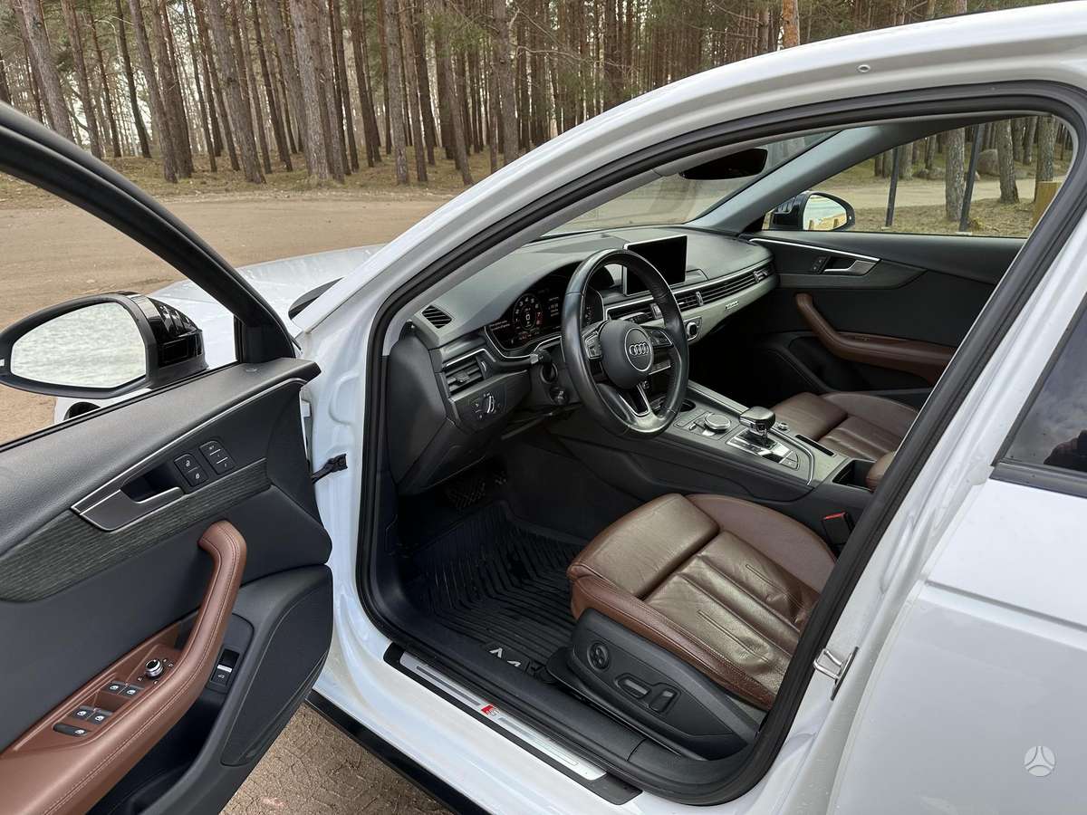 Audi A4, 2.0 l., Седан
