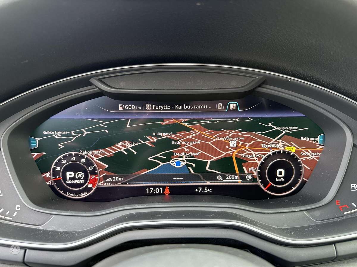 Audi A4, 2.0 l., Седан