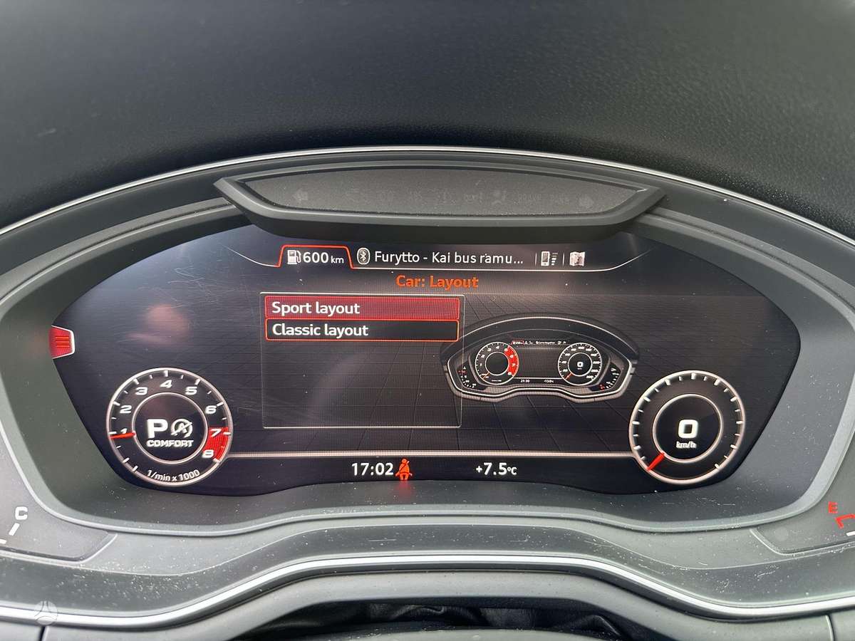 Audi A4, 2.0 l., Седан