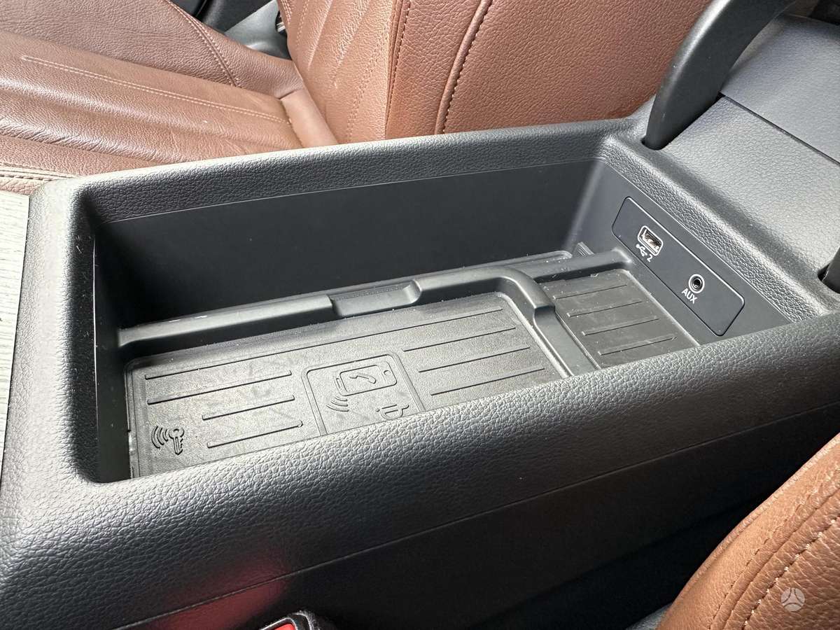 Audi A4, 2.0 l., Седан