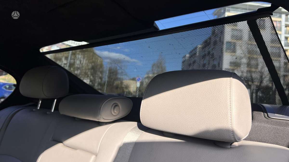 BMW 550, 4.4 l., Седан