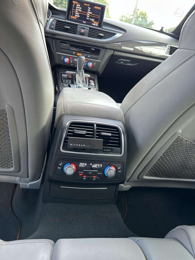 Audi S7, 4.0 l., hatchback