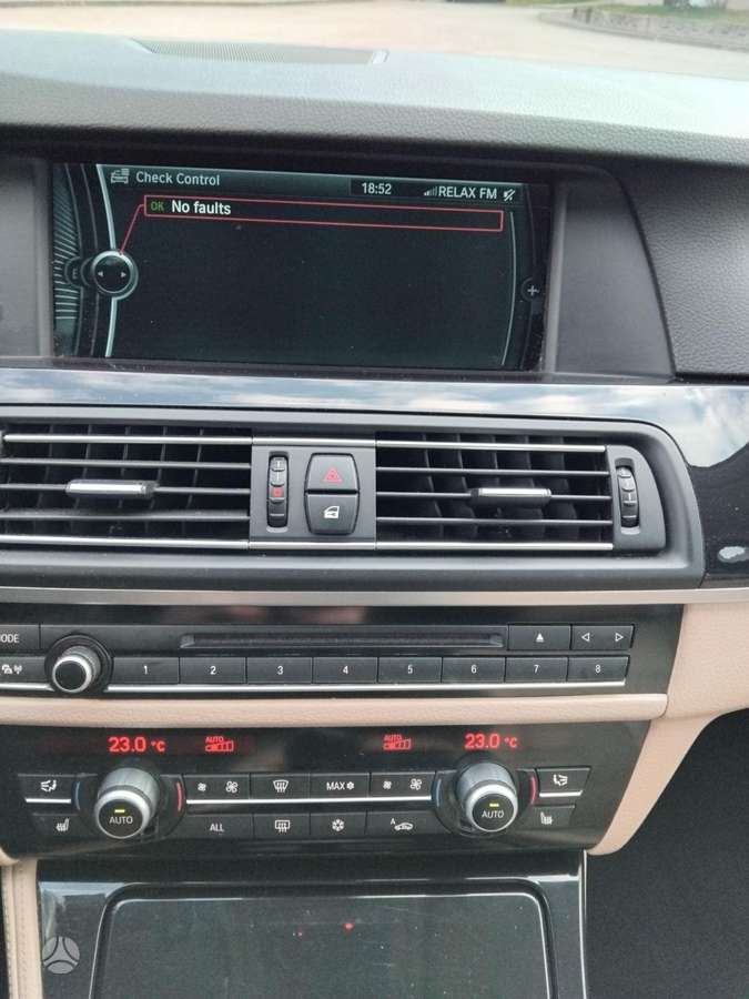 BMW 520, 2.0 l., wagon