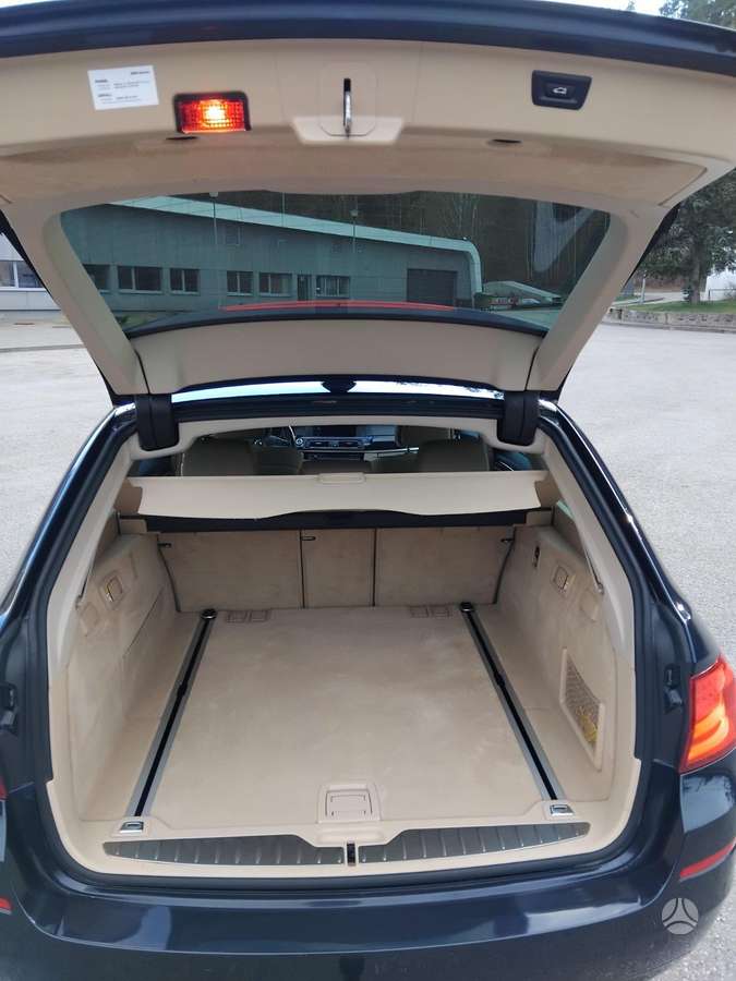 BMW 520, 2.0 l., wagon