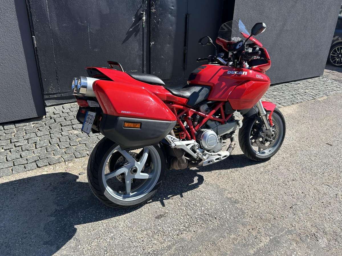 Ducati Multistrada, kruīza / touring