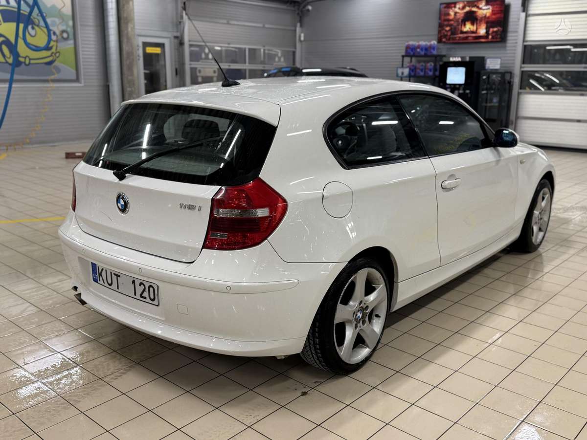 BMW 118, 2.0 l., hatchback