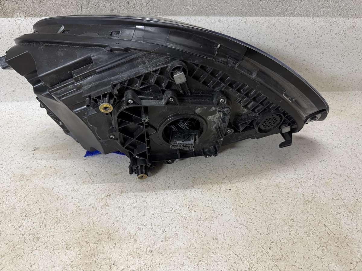Porsche Panamera žibintai