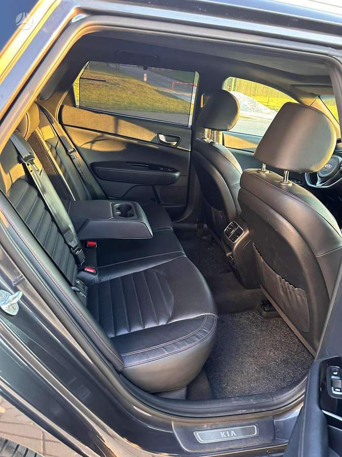 Kia Optima, 1.7 l., Универсал