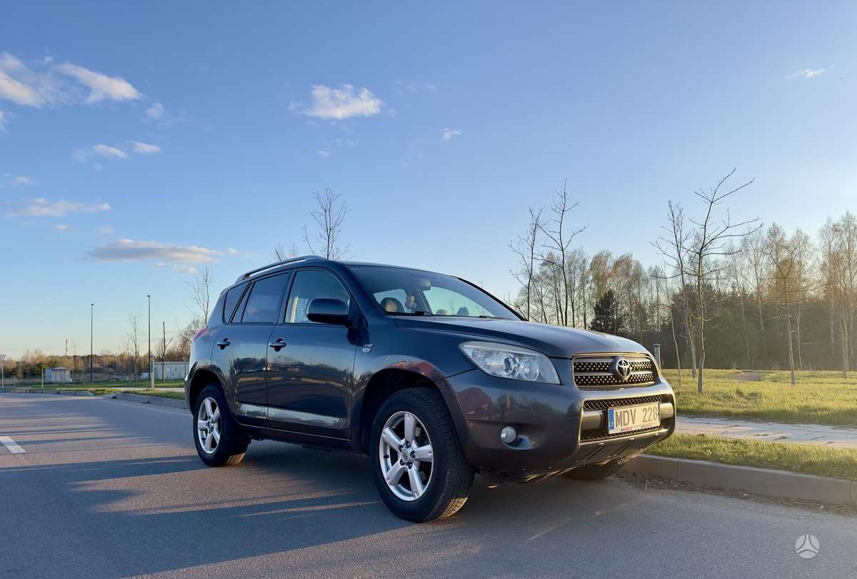 Toyota RAV4, 2008