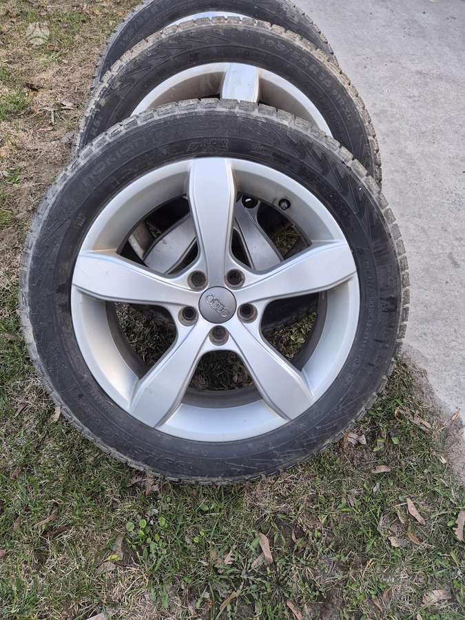 Audi A1, 1.6 l., Хэтчбек
