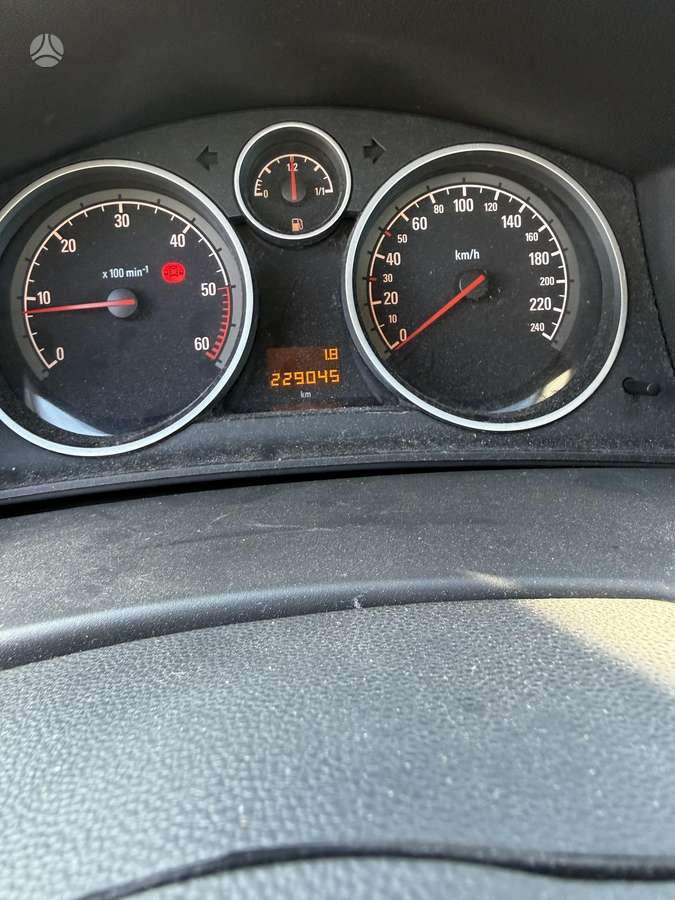 Opel Astra, 1.7 l., Хэтчбек