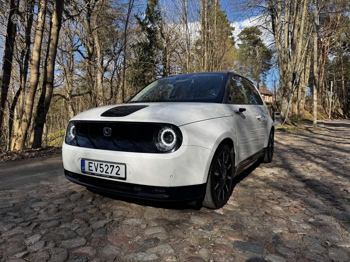 Honda E, 36 kWh, hatchback