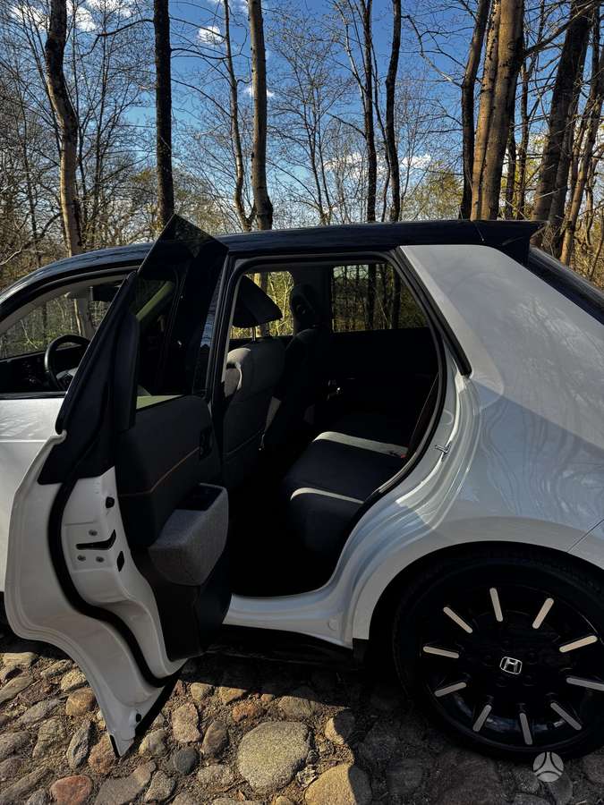 Honda E, 36 kWh, hatchback