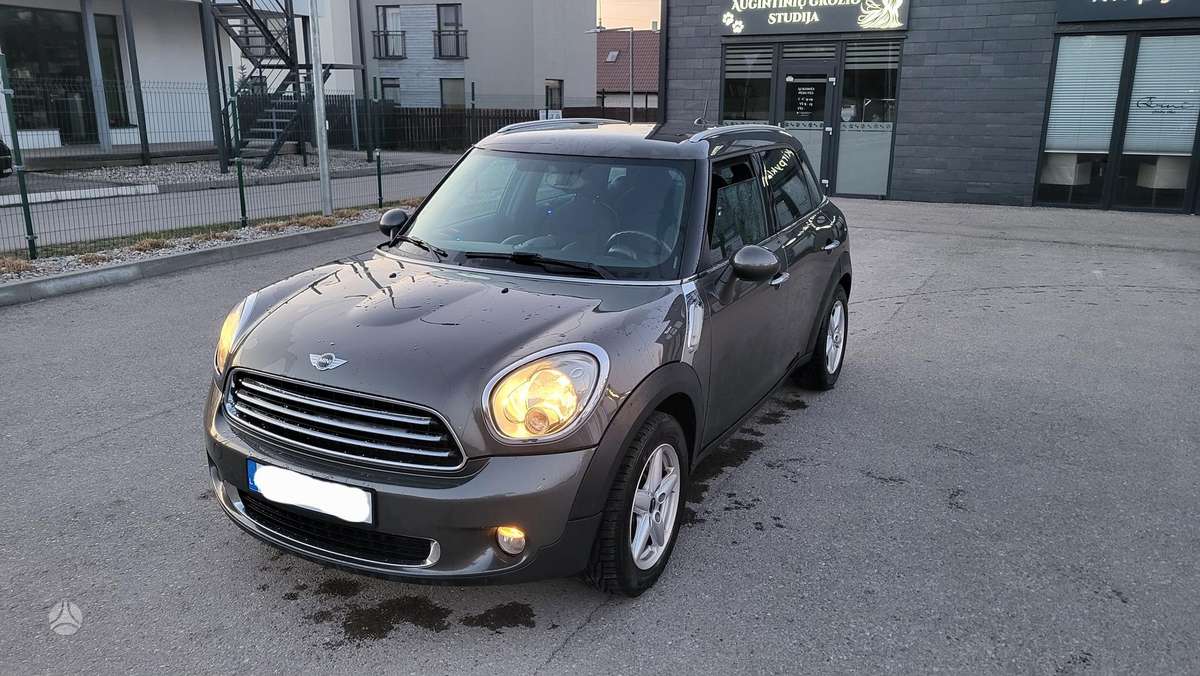 Mini Countryman, 2011