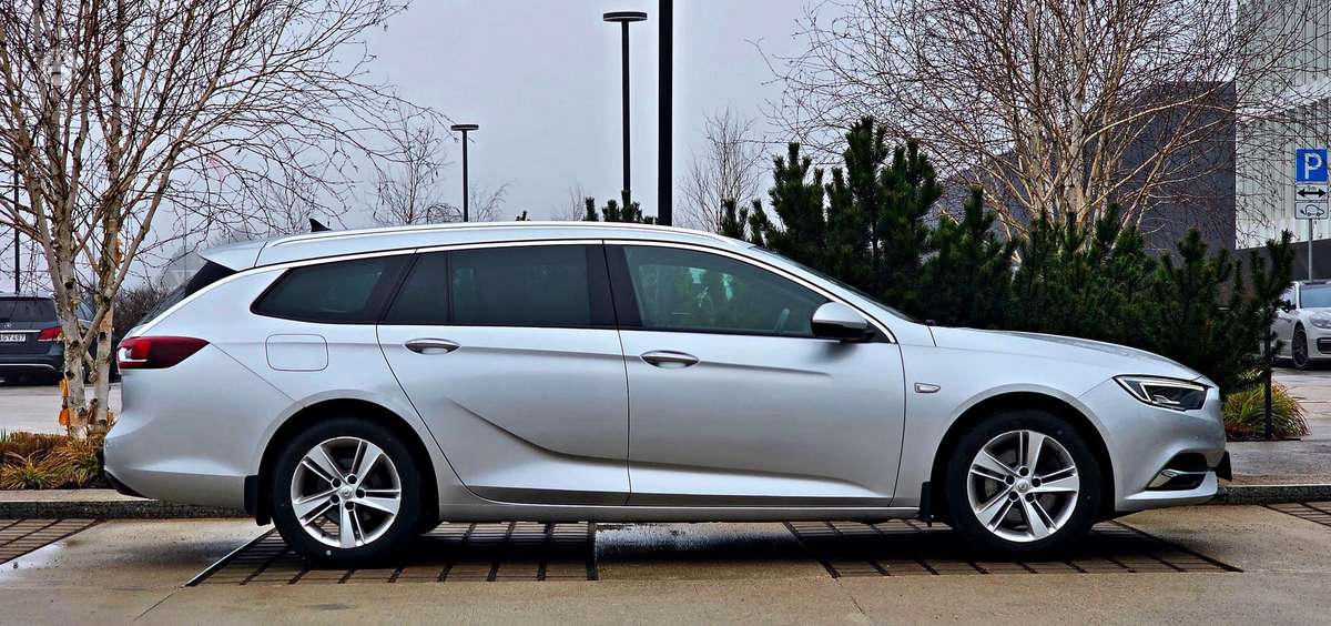 Opel Insignia, 2.0 l., Универсал