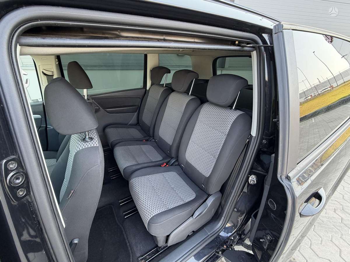 Volkswagen Sharan, 2.0 l., Минивэн