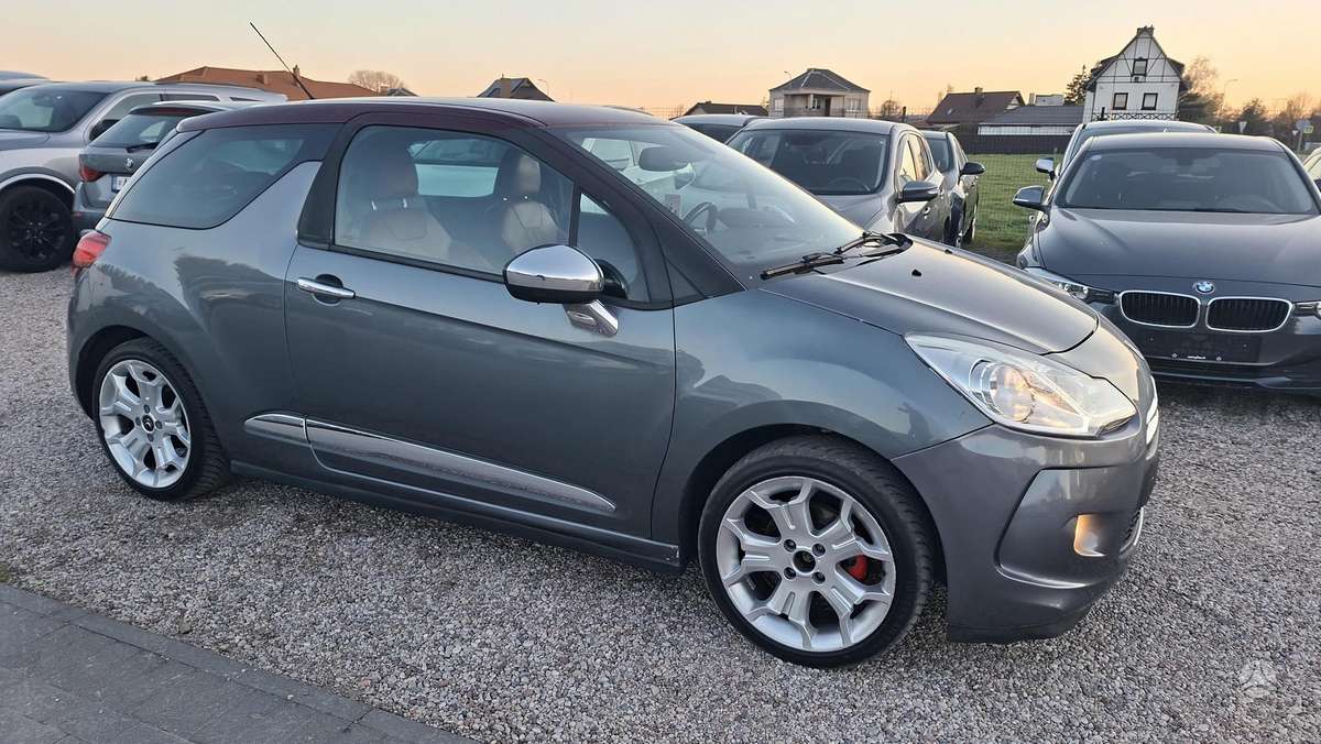 Citroen DS3, 1.6 l., hatchback