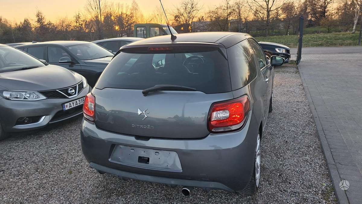 Citroen DS3, 1.6 l., hatchback