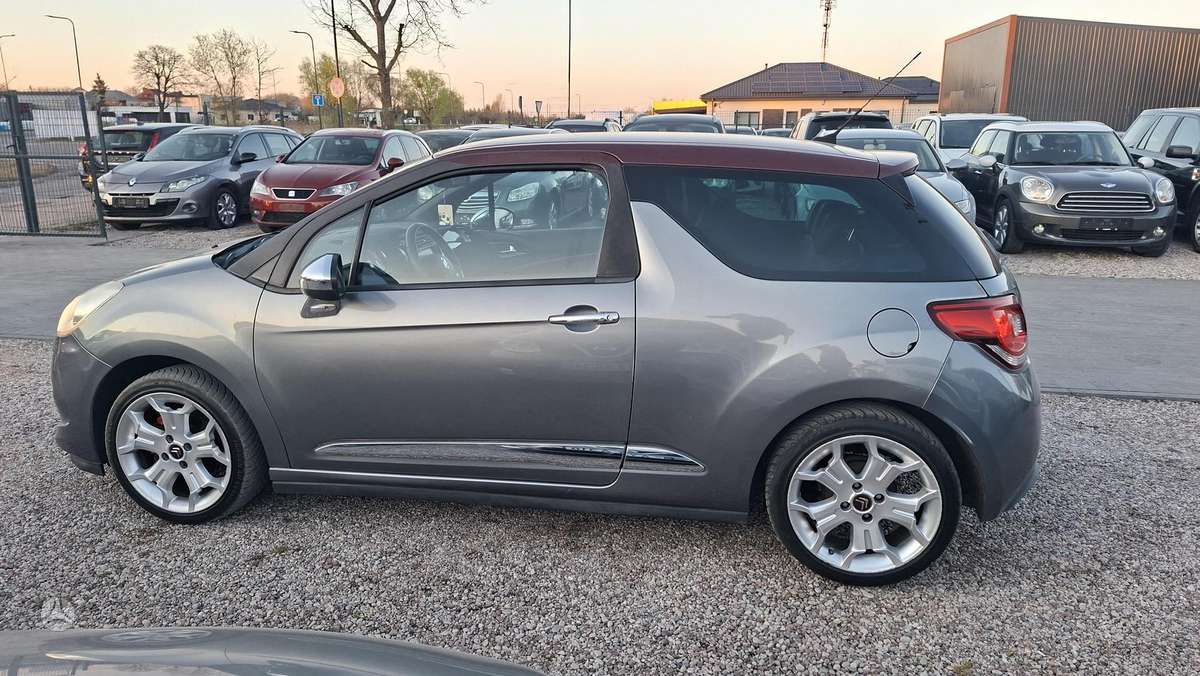 Citroen DS3, 1.6 l., hatchback