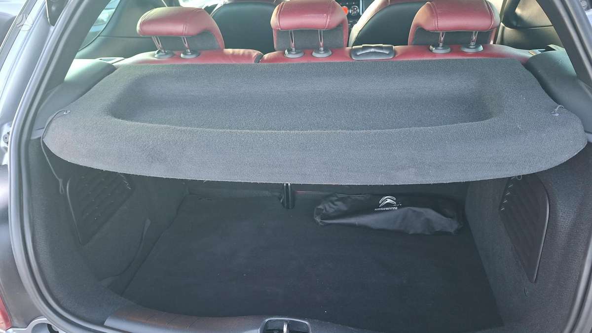 Citroen DS3, 1.6 l., hatchback