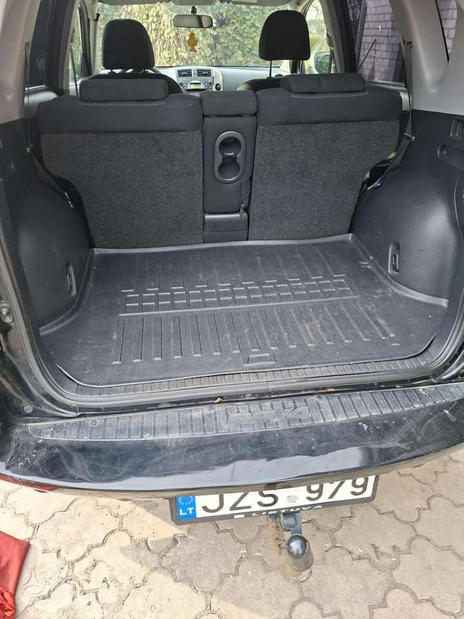 Toyota RAV4, 2.2 l., Минивэн