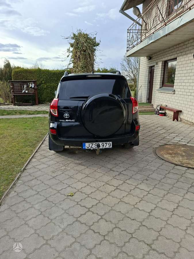 Toyota RAV4, 2.2 l., Минивэн