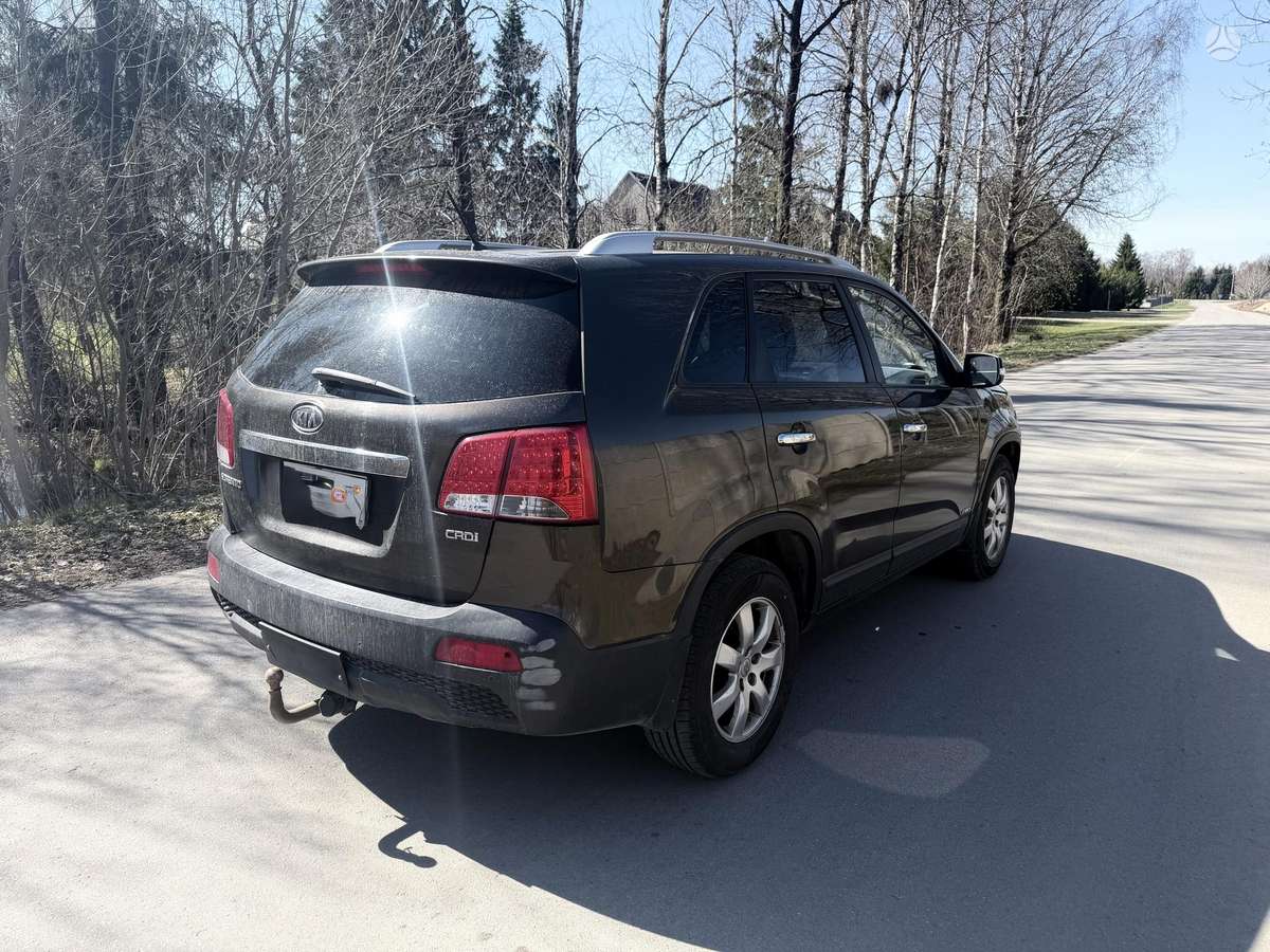 Kia Sorento, Внедорожник / Кроссовер