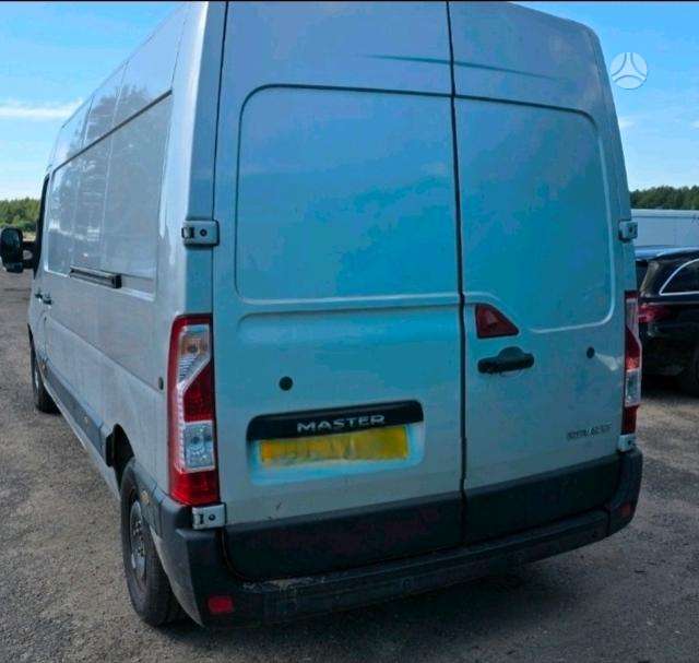 Renault Master по частям
