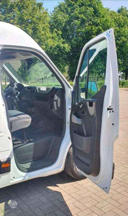 Renault Master dalimis