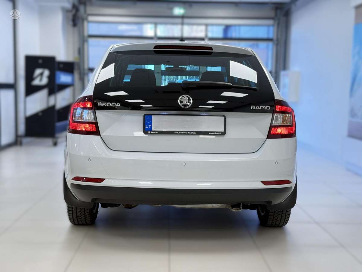 Skoda Rapid, 1.0 l., Хэтчбек