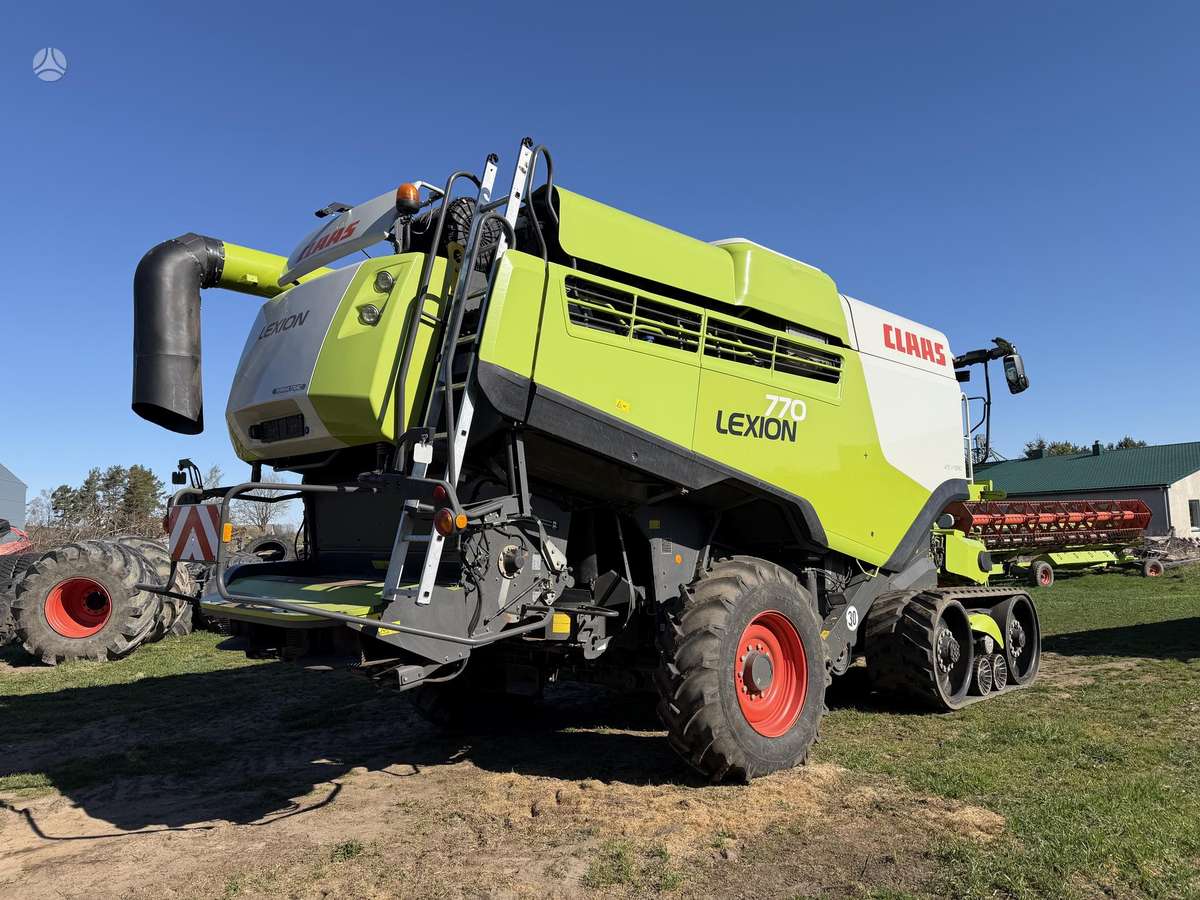Claas 770TT, kombainai