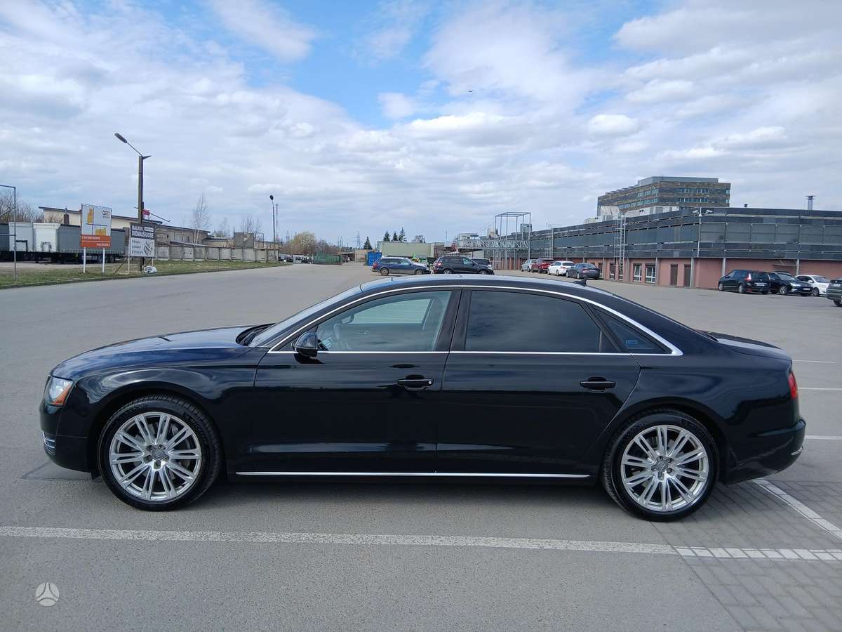 Audi A8 L, 4.2 l., saloon / sedan