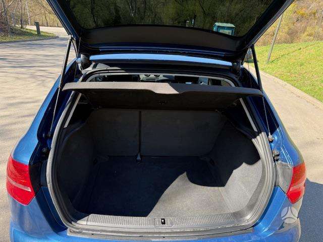Audi A3, 1.6 l., Хэтчбек