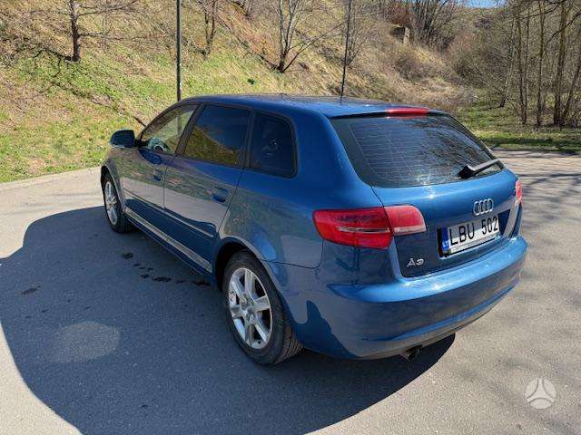 Audi A3, 1.6 l., hatchback