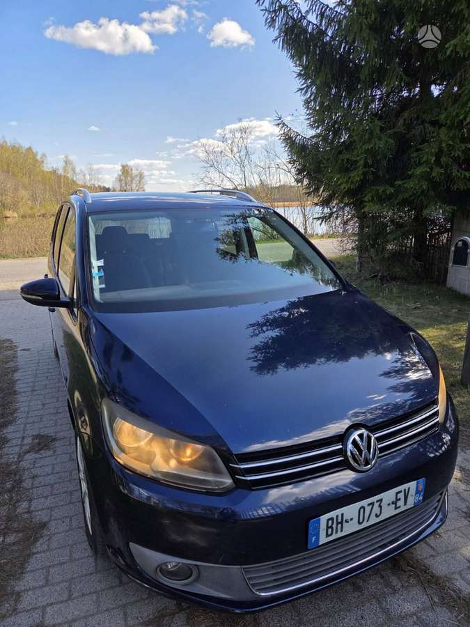 Volkswagen Touran, 2011